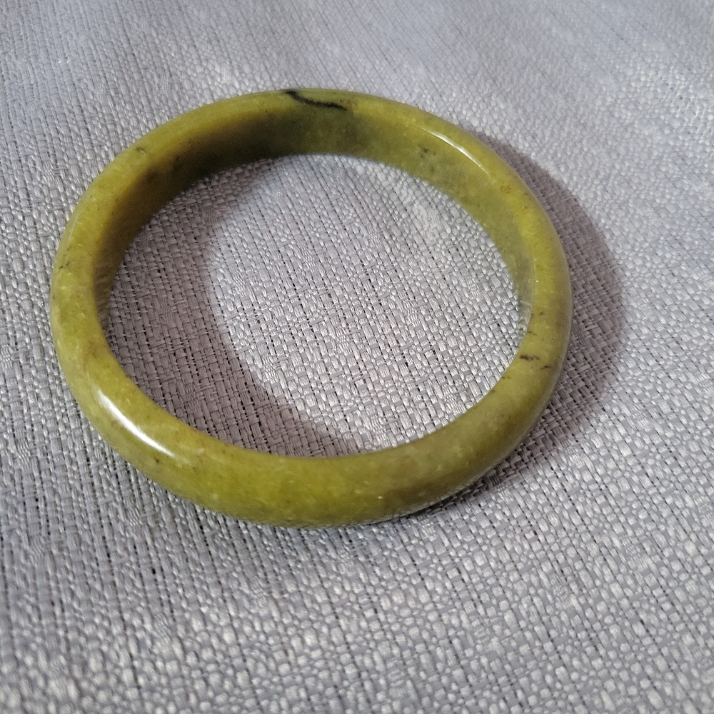Natural green jade, chinese jade
